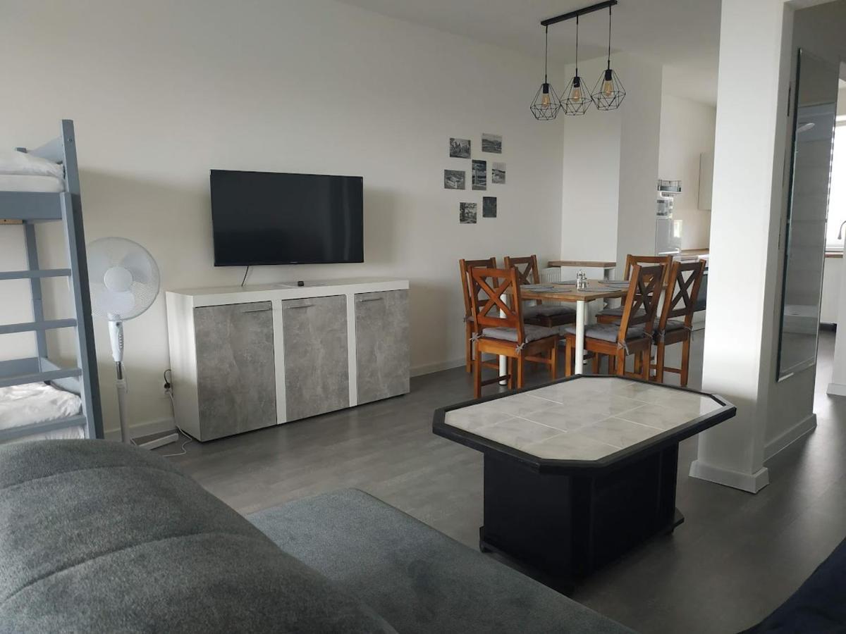 Apartman One To One Štúrovo Екстериор снимка