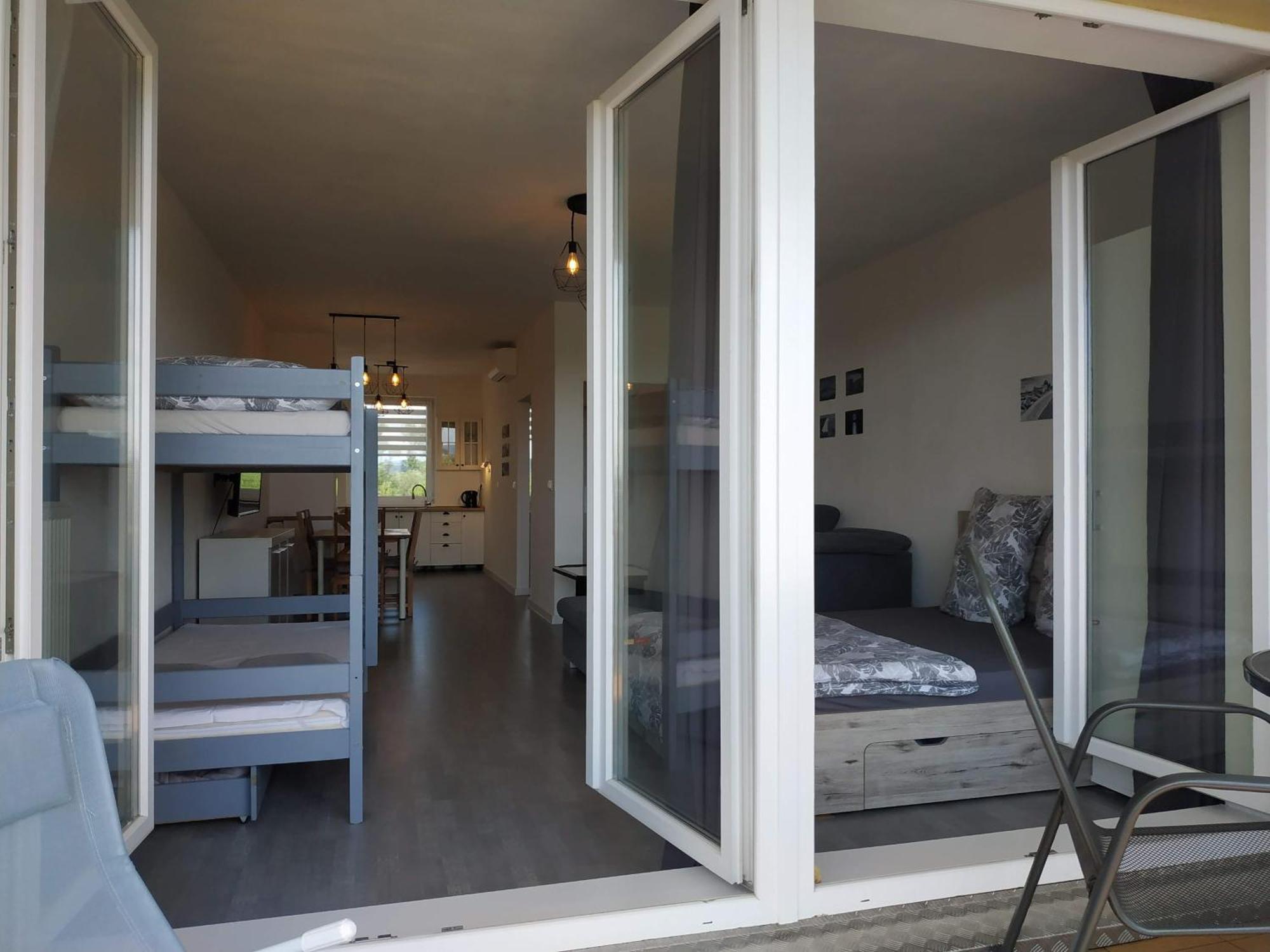 Apartman One To One Štúrovo Екстериор снимка